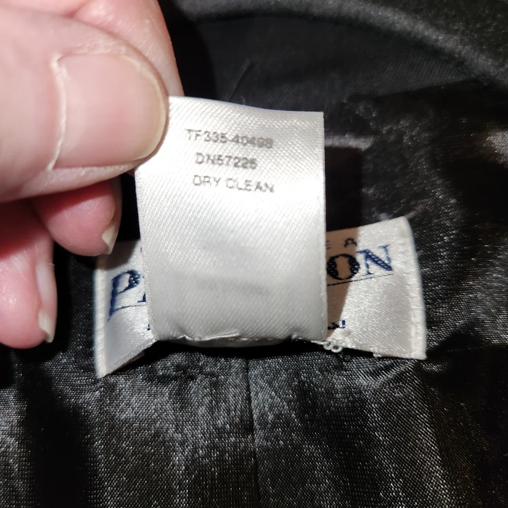 Pendleton Black Wool Blazer Size 12 Classic Tailored 3 Button Career Jacket